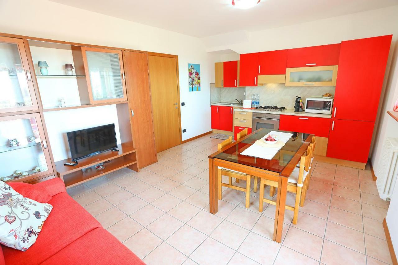 Casa Vacanze I Borghi Apartamento Salionze Exterior foto